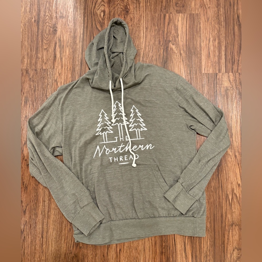 Northern thread hooded top
